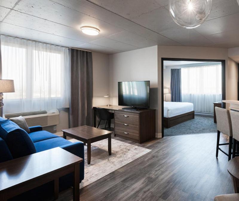 Imperia Hotel Et Suites Boucherville Exterior photo