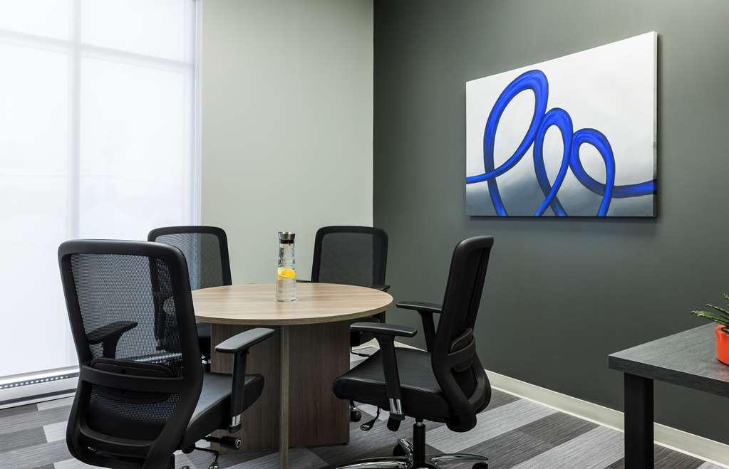 Imperia Hotel Et Suites Boucherville Facilities photo